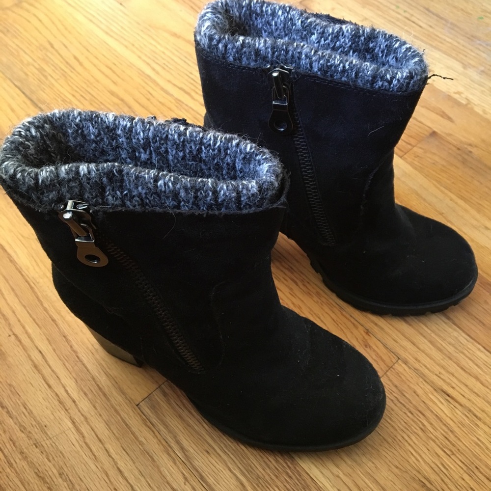 Black womens Mossimo boots, 7 1/2